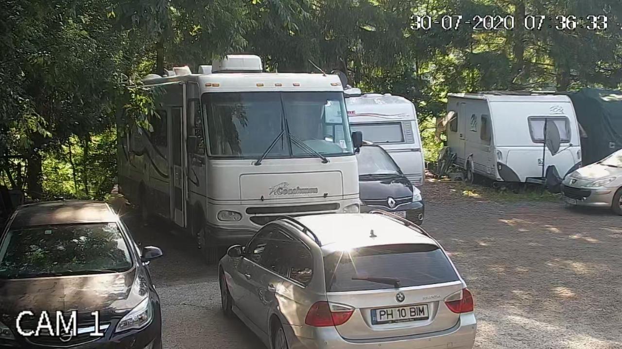 Camping Aviator Busteni, Camere 外观 照片